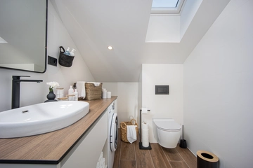 Trogir 3-Bedroom Apartment with Sea-View Balcony