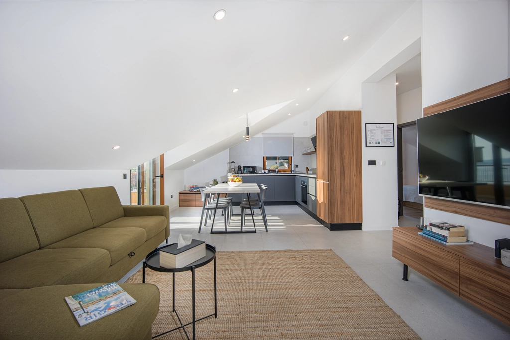 Trogir 3-Bedroom Apartment with Sea-View Balcony