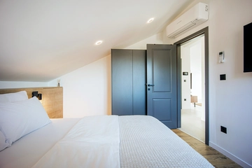 Trogir 3-Bedroom Apartment with Sea-View Balcony