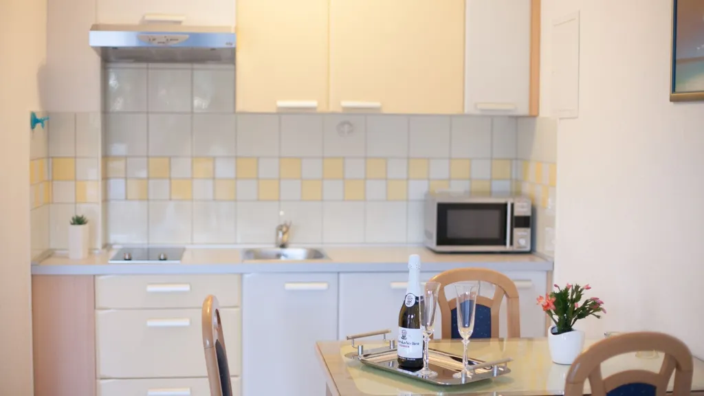 Studio Apartment in Seget Donji for 2-3 Guests