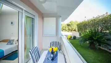 Studio Apartment in Seget Donji for 2-3 Guests