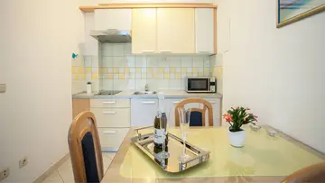 Studio Apartment in Seget Donji for 2-3 Guests