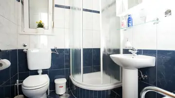 Studio Apartment for Up to 3 in Seget Donji