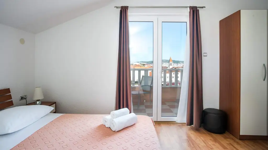 Seget Donji Beachside Studio with Balcony for 2