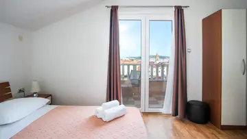 Seget Donji Beachside Studio with Balcony for 2