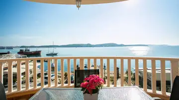 Apartment in Seget Donji for Up to 4 Guests