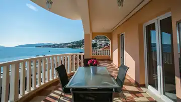 Apartment in Seget Donji for Up to 4 Guests