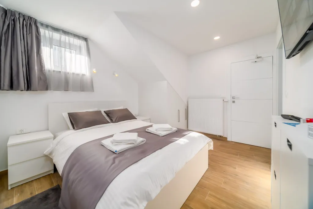 Zagreb Room for 2 Guests