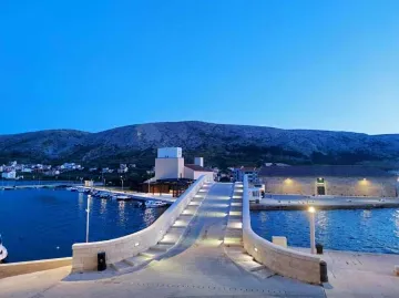 Pag Townhouse with Rooftop Terrace for Up to 8