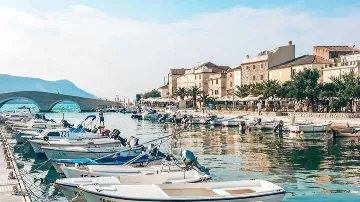 Pag Townhouse with Rooftop Terrace for Up to 8