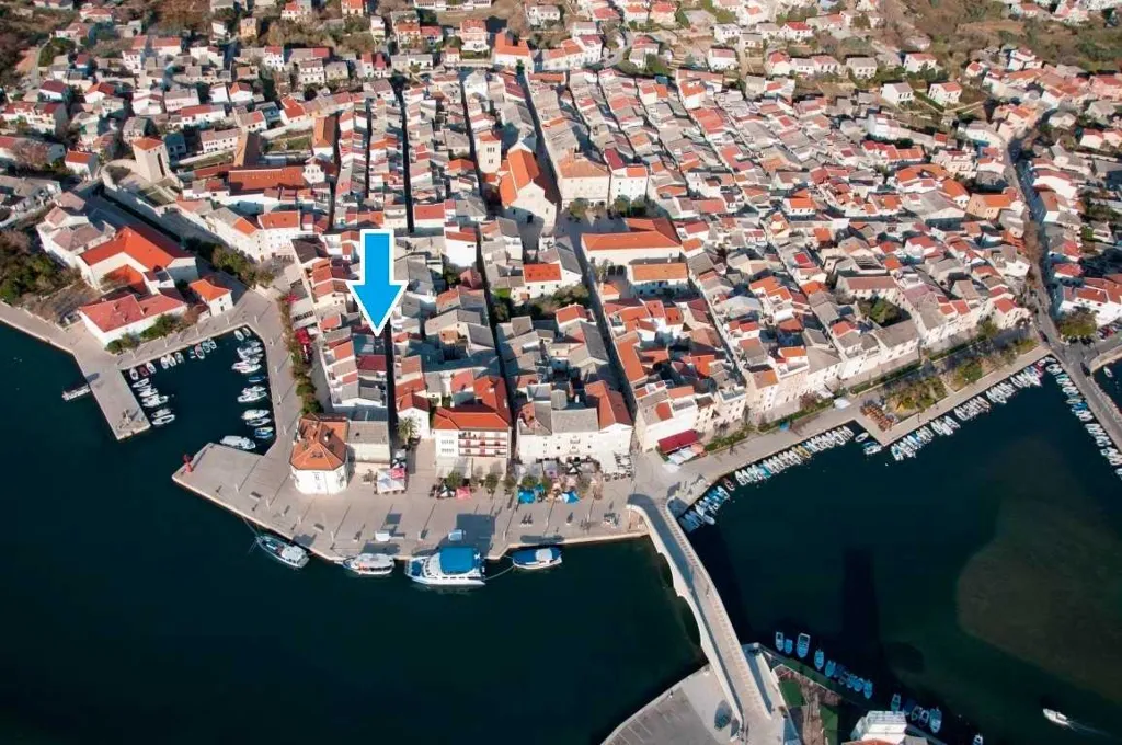 Pag Townhouse with Rooftop Terrace for Up to 8