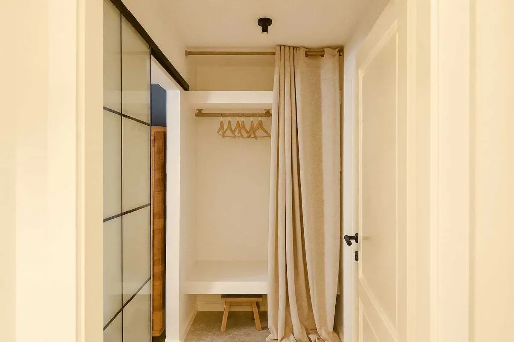 Pag Townhouse with Rooftop Terrace for Up to 8