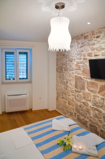 Villa with Private Heated Pool in Bol