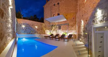 Villa with Private Heated Pool in Bol
