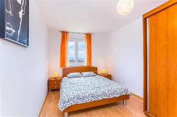 3-Bedroom Apartment for 6 in Ližnjan