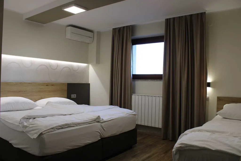 Room for Up to 3 Guests in Hajdina