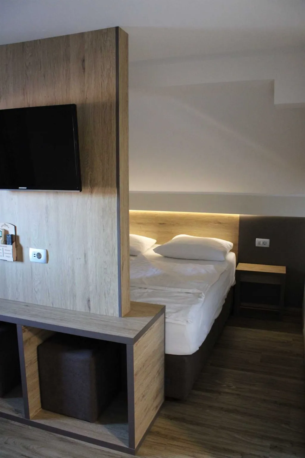 Room in Hajdina for Up to 6 Guests