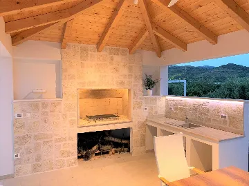 Trogir Holiday House for 6 Guests with Pool