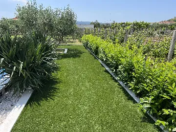 Trogir Holiday House for 6 Guests with Pool