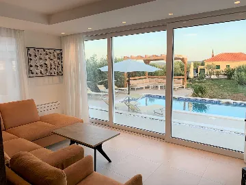 Trogir Holiday House for 6 Guests with Pool