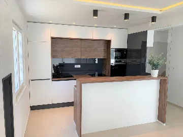 Trogir Holiday House for 6 Guests with Pool