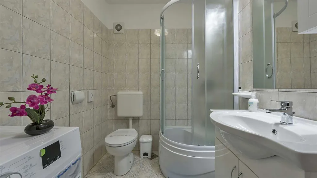 One-Bedroom Apartment with BBQ in Pula