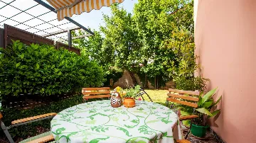 Apartment with Garden Terrace in Rovinj