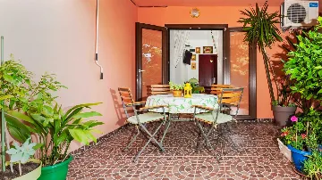 Apartment with Garden Terrace in Rovinj