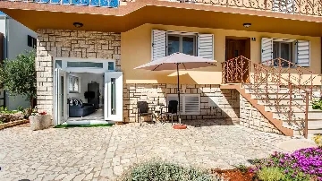 Rovinj One-Bedroom Apartment for Up to 3