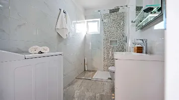 One-Bedroom Apartment in Rovinj (Up to 4 Guests)