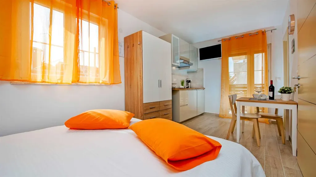 Studio Apartment in Rovinj for 2 Guests