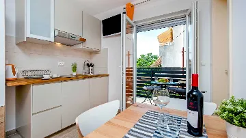 Studio Apartment in Rovinj for 2 Guests