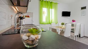 Rovinj 1-Bedroom Apartment for Up to 4