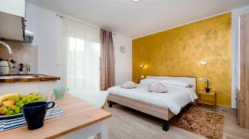 Studio Apartment in Rovinj for 2 Guests