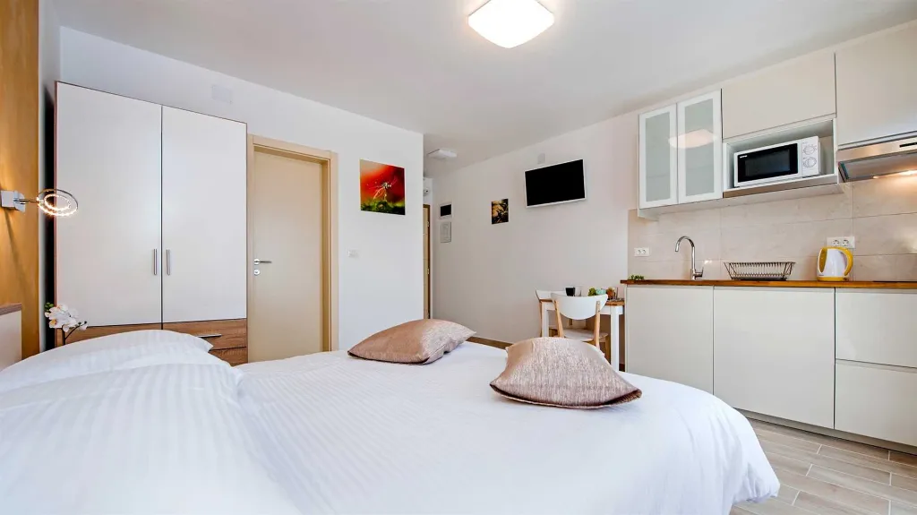 Studio Apartment in Rovinj for 2 Guests