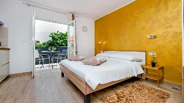 Studio Apartment in Rovinj for 2 Guests