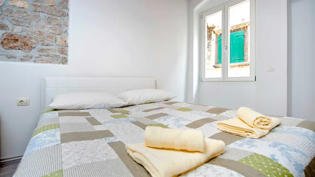 Rovinj One-Bedroom Apartment for up to 4