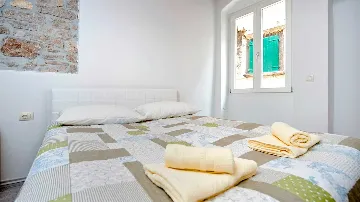 Rovinj One-Bedroom Apartment for up to 4