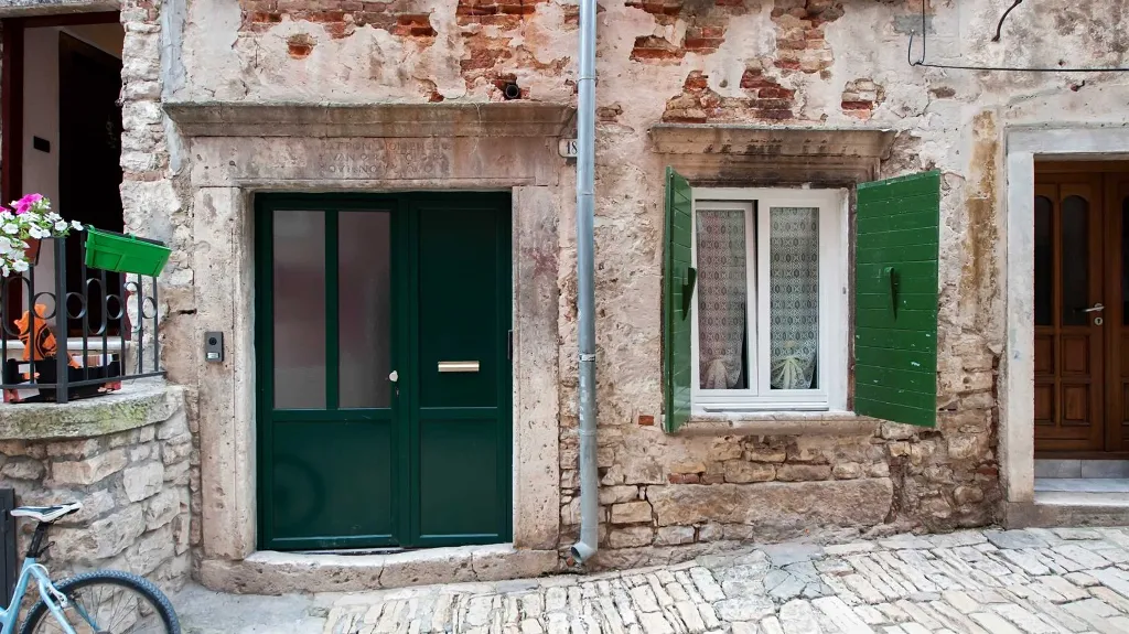 Rovinj One-Bedroom Apartment for up to 4