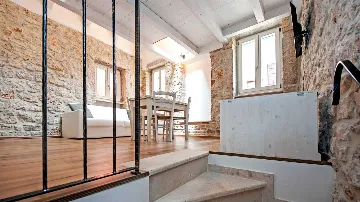 Two-Bedroom Apartment in Rovinj Pedestrian Area