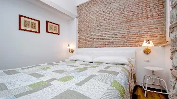 Two-Bedroom Apartment in Rovinj Pedestrian Area