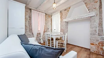 One-Bedroom Apartment in Rovinj for Up to 4