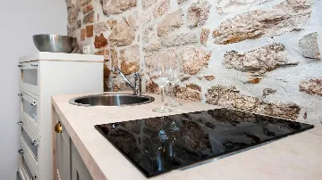 Rovinj Ground-Floor Studio Apartment for 2