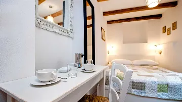 Rovinj Ground-Floor Studio Apartment for 2