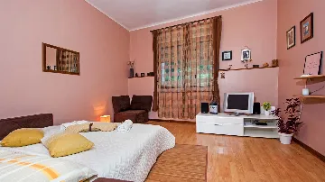 One-Bedroom Apartment in Rovinj Old Center