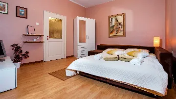 One-Bedroom Apartment in Rovinj Old Center