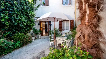 One-Bedroom Apartment in Rovinj Old Center