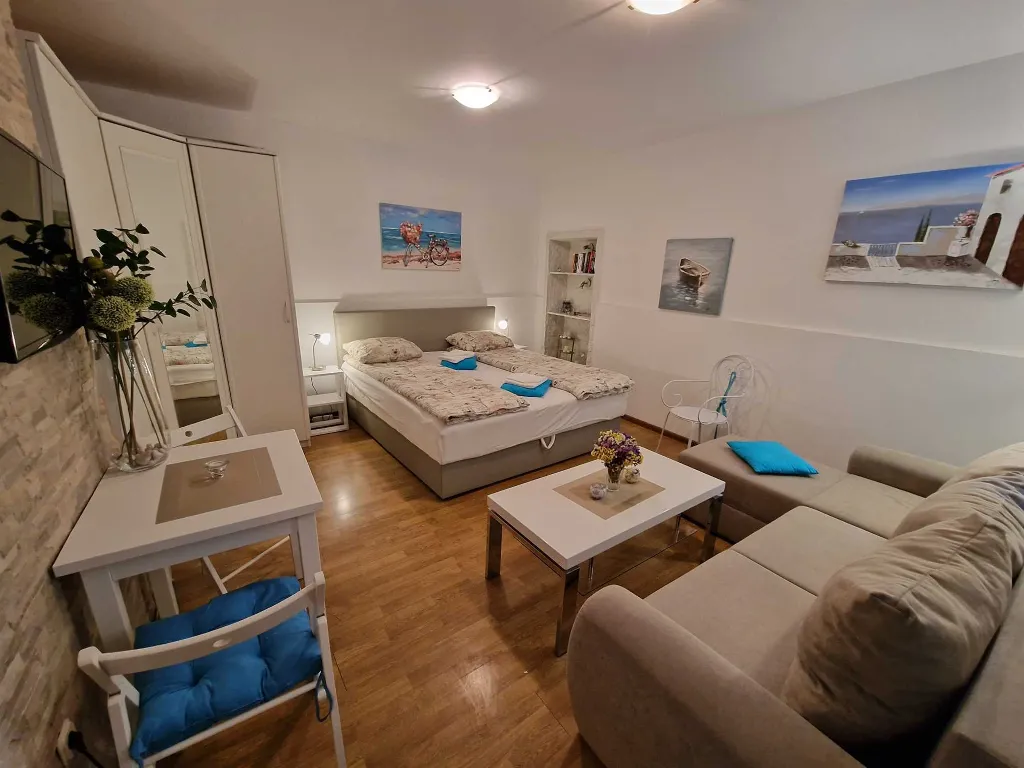 Studio Apartment in Rovinj for 2 Guests