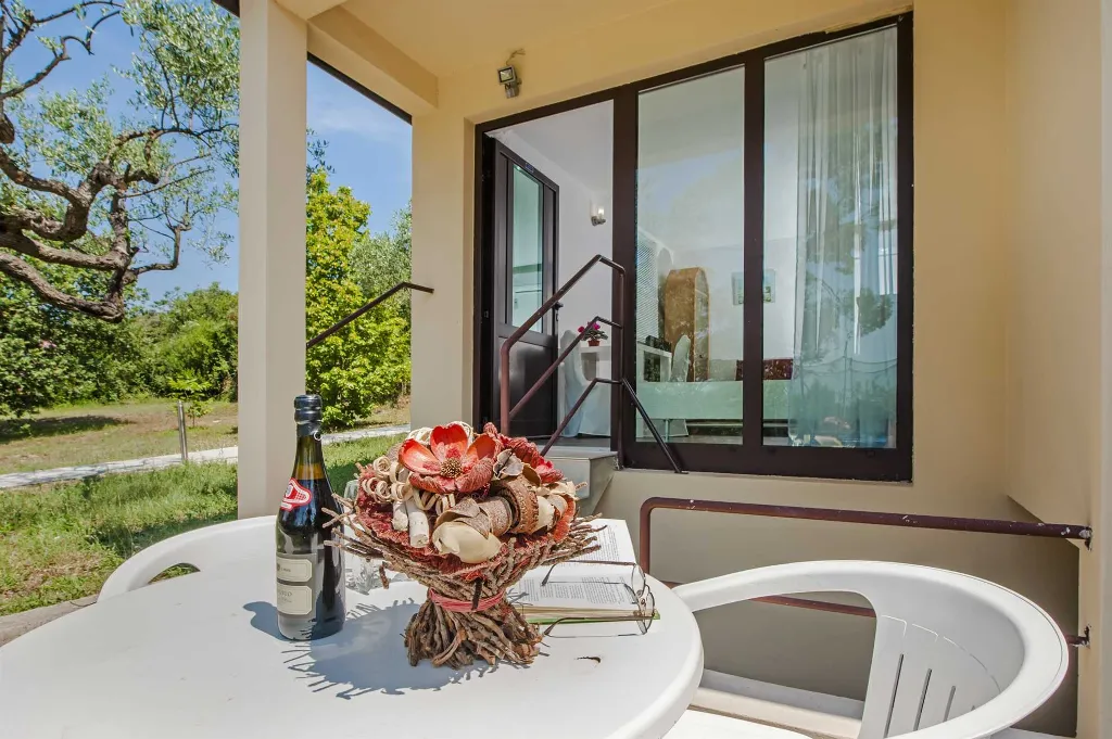 Ground-Floor Apartment with Terrace in Rovinj