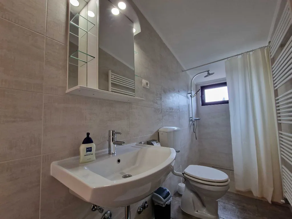 Rovinj Apartment for 3 Guests with Balcony